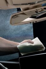 Turtle Wax Clearvue Car Rain Repellant, 300ml, Pack of 1, Improves Visibility in the Rain, Ideal for Monsoon Season for Exterior Glass Surface Including Motorbike Helmets  : Car & Motorbike - Image 4