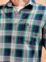 The Indian Garage Co Men's Checkered Slim fit Casual Shirt (0219-SH01-14_Green & Navy M-102CM)  : Clothing & Accessories - Image 3
