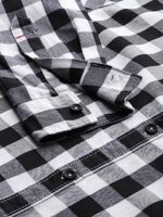 The Indian Garage Co Men's Checkered Slim Shirt (0121-SH72-04_White Medium)  : Clothing & Accessories - Image 3